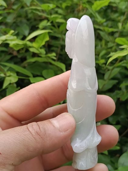 หยกแกะสลักเจ้าแม่กวนอิม รูปที่ 2