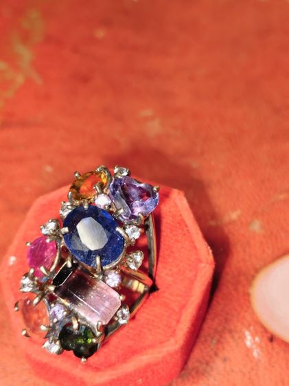 แหวนพลอย