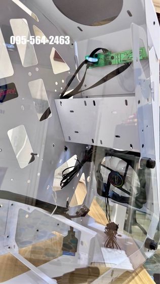 เคสคอมพิวเตอร์ Computer ATX Case Tsunami Protector  สวยมาก สภาพนางฟ้า ไร้ริ้วรอย พัดลม RGB 4 ตัว รูปที่ 3