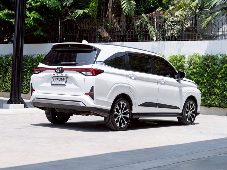 Toyota Veloz 2023 1.5 Premium Utility-car เบนซิน ไม่ติดแก๊ส เกียร์อัตโนมัติ ขาว รูปที่ 4