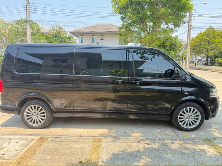 รถ Volkswagen Caravelle 2.0 TDi สี ดำ