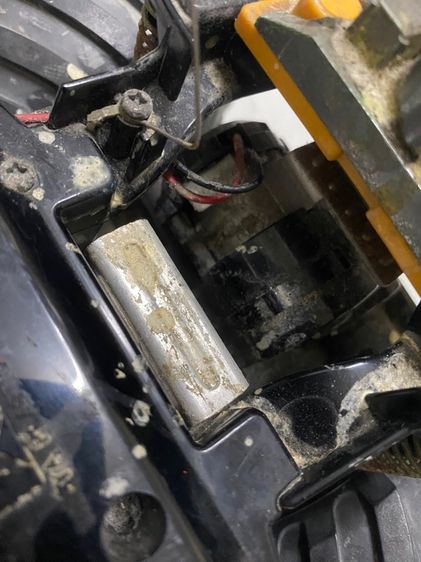 รถบังคับวิทยุ2คัน น่าจะเป็นทามิย่ารุ่นเก่า รูปที่ 4