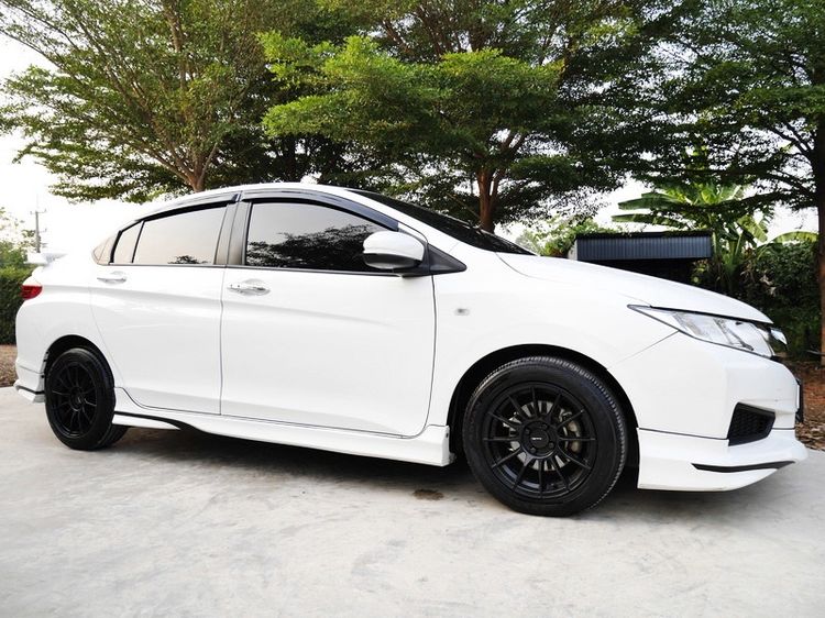 Honda City 2015 1.5 V Plus i-VTEC Sedan เบนซิน ไม่ติดแก๊ส เกียร์อัตโนมัติ ขาว รูปที่ 2