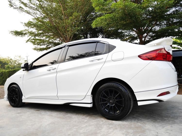 Honda City 2015 1.5 V Plus i-VTEC Sedan เบนซิน ไม่ติดแก๊ส เกียร์อัตโนมัติ ขาว รูปที่ 3
