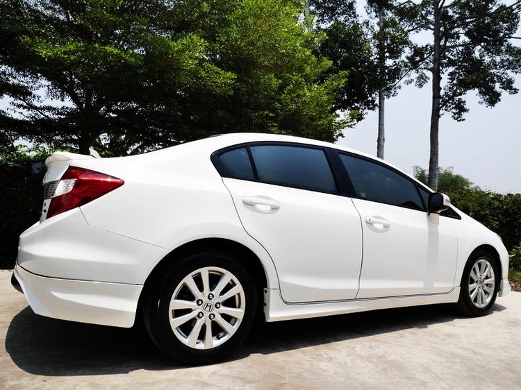 Honda Civic 2012 1.8 E i-VTEC Sedan เบนซิน ไม่ติดแก๊ส เกียร์อัตโนมัติ ขาว รูปที่ 4