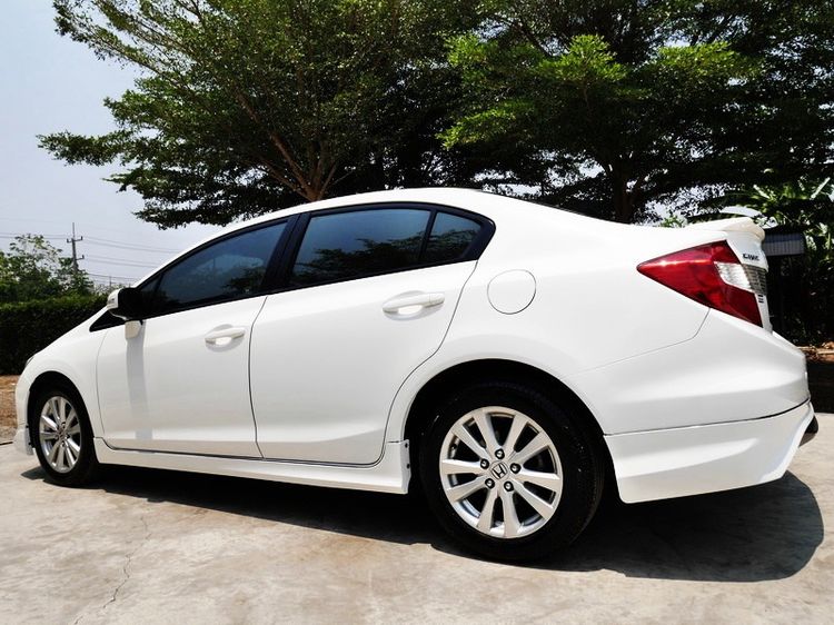 Honda Civic 2012 1.8 E i-VTEC Sedan เบนซิน ไม่ติดแก๊ส เกียร์อัตโนมัติ ขาว รูปที่ 3