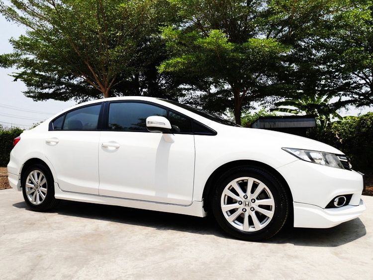 Honda Civic 2012 1.8 E i-VTEC Sedan เบนซิน ไม่ติดแก๊ส เกียร์อัตโนมัติ ขาว รูปที่ 2
