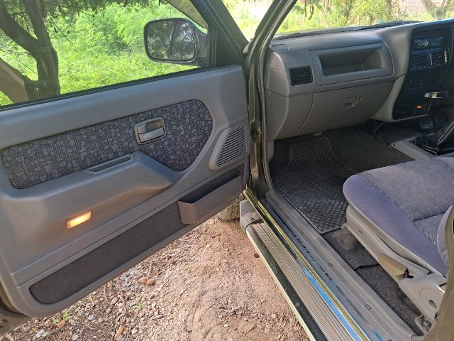 Isuzu Trooper 2008 3.2 XS 4WD ดีเซล ไม่ติดแก๊ส เกียร์ธรรมดา บรอนซ์ทอง รูปที่ 3