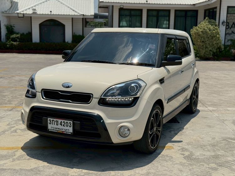 Kia Soul 1.6LX เกียร์ออโต้ ปี2012 สีเหลือง เกีย โซล รถเก๋ง สวยสภาพนางฟ้า