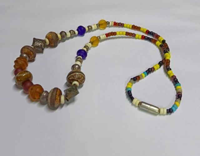 สร้อยคอลูกปัดโบราณ รูปที่ 3