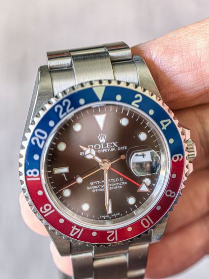 Rolex pepsi GMT 16710 T
No holes
Brand new condition. Used
Real 100 percent 
    Verified original serial numbers and model.  รูปที่ 6