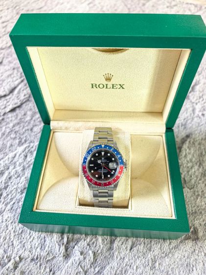 Rolex pepsi GMT 16710 T
No holes
Brand new condition. Used
Real 100 percent 
    Verified original serial numbers and model.  รูปที่ 2