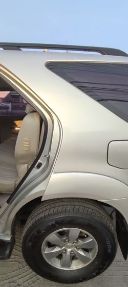 Toyota Fortuner 2006 3.0 V 4WD Utility-car ดีเซล ไม่ติดแก๊ส เกียร์อัตโนมัติ เทา รูปที่ 3