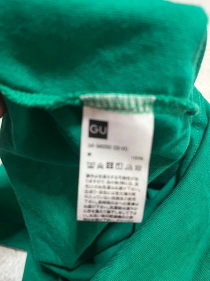เสื้อยืด แบรนด์ GU Sz M รูปที่ 2