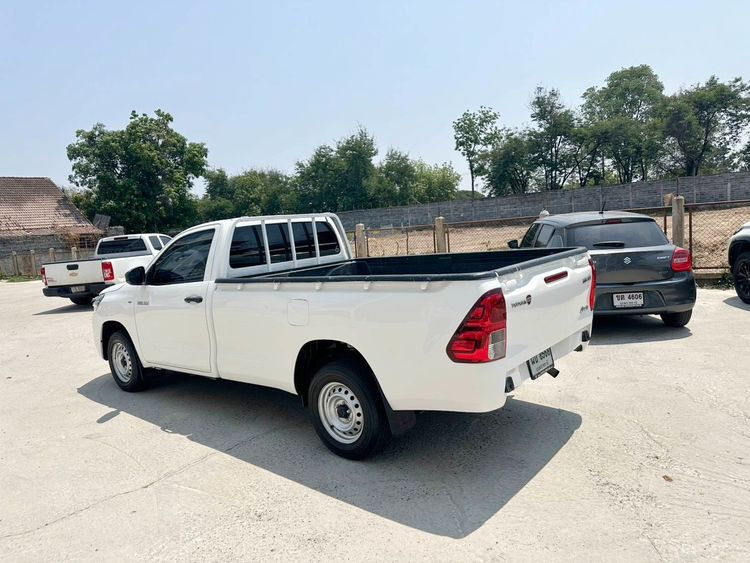 Toyota Hilux Revo 2022 2.4 Entry Pickup ดีเซล ไม่ติดแก๊ส เกียร์ธรรมดา ขาว รูปที่ 3