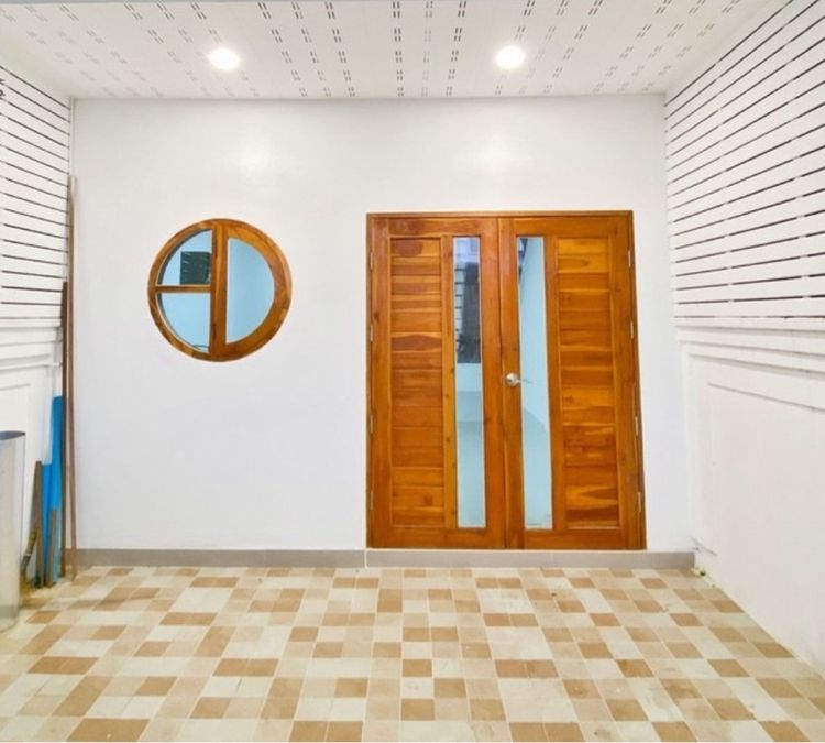 ไม่มี ใช่ ขายทาวน์เฮ้าส์รีโนเวทใหม่ ลำลูกกา คลอง 4 ทำเลดี เดินทางสะดวก รูปที่ 2