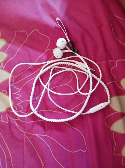 หูฟังมีสาย