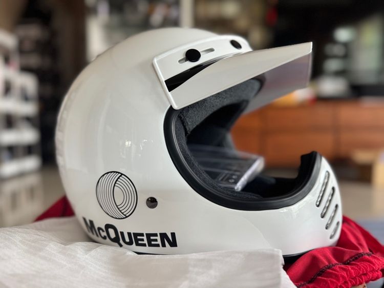 Bell moto3 รูปที่ 2