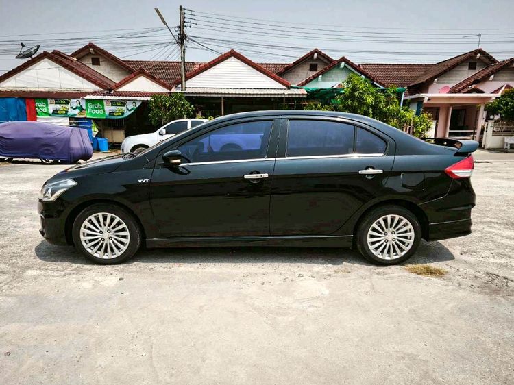 Suzuki Ciaz 2017 1.2 RS Sedan เบนซิน ไม่ติดแก๊ส เกียร์อัตโนมัติ ดำ รูปที่ 4