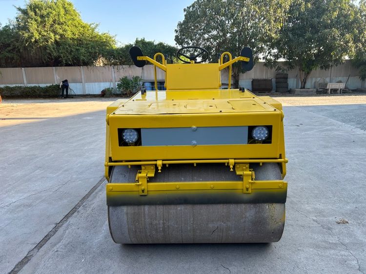 รถบดสั่นสะเทือนล้อเหล็ก SAKAI รุ่น SW350 หนัก 2.5 ตัน รถเก่านอก รูปที่ 3