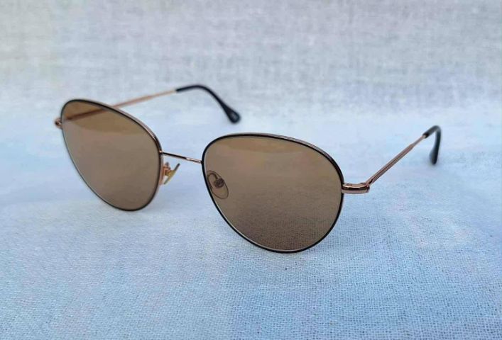 แว่นตาลักซ์ชัวรีแบรนด์อิสระจากออสเตรียที่โดดเด่นที่สุด ANDY WOLF : France เลนส์กระจกคริสตัลไฮ–คลาสญี่ปุ่น FLYING HORUS สีน้ำตาล–ตอร์ติญ่า...Authentic ANDY WOLF handcrafted in Morez, Jura Mountains, France รูปที่ 2