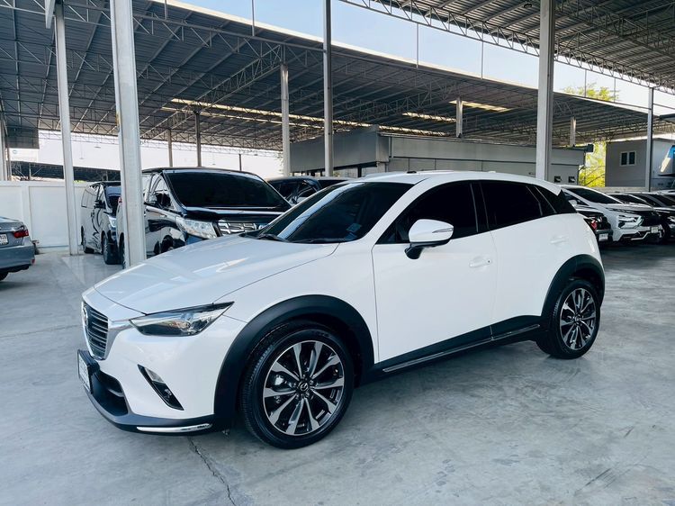 รถ Mazda CX-3 2.0 Comfort สี ขาว