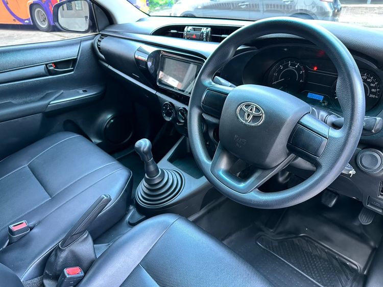Toyota Hilux Revo 2024 2.4 J Plus Pickup ดีเซล ไม่ติดแก๊ส เกียร์ธรรมดา บรอนซ์เงิน รูปที่ 4