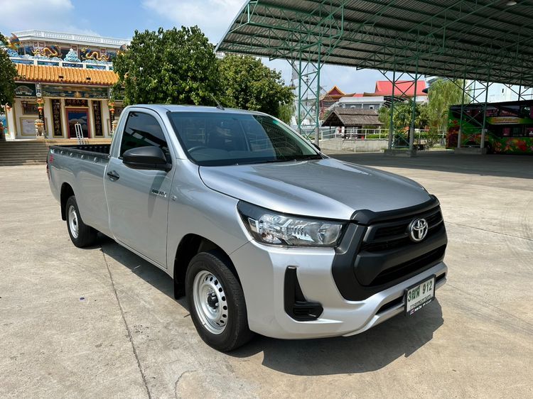 Toyota Hilux Revo 2024 2.4 J Plus Pickup ดีเซล ไม่ติดแก๊ส เกียร์ธรรมดา บรอนซ์เงิน รูปที่ 3