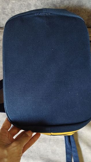 กระเป๋าใบนี้ Disney Store Japan UniBEARsity UniBearline Bucket Bag  รูปที่ 8