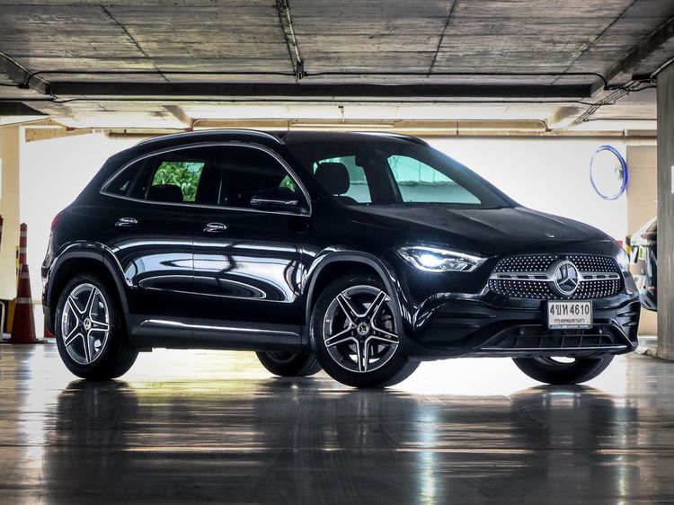 Mercedes-Benz GLA-Class 2023 GLA200 Sedan เบนซิน ไม่ติดแก๊ส เกียร์อัตโนมัติ ดำ