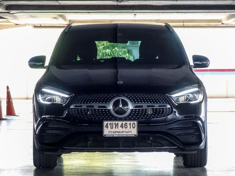 Mercedes-Benz GLA-Class 2023 GLA200 Sedan เบนซิน ไม่ติดแก๊ส เกียร์อัตโนมัติ ดำ รูปที่ 4