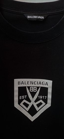 เสื้อยืด Balenciaga  รูปที่ 2