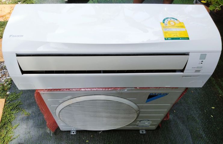 แอร์ติดผนัง กรอง พีเอ็ม 2.5 ได้ Daikin แอร์บ้านไดกิ้น 9000บีทียู สวยๆ