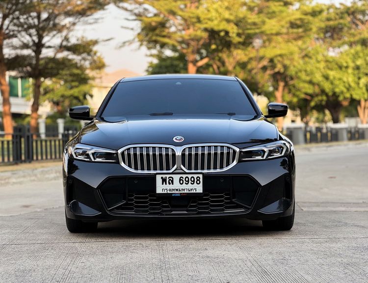 BMW Series 3 2023 320d Sedan ดีเซล ไม่ติดแก๊ส เกียร์อัตโนมัติ ดำ รูปที่ 2