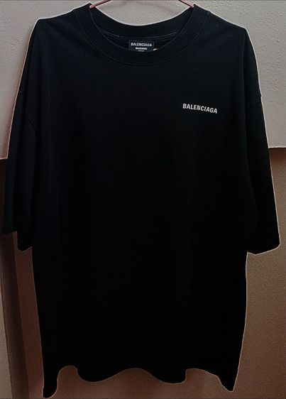 เสื้อยืด Balenciaga 