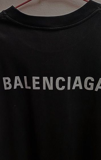 เสื้อยืด Balenciaga  รูปที่ 4