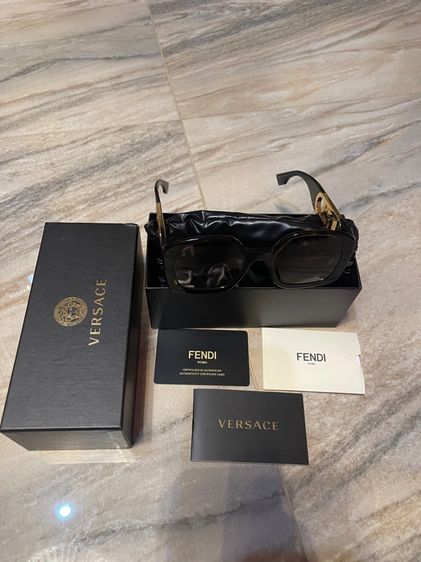 แว่นตากันแดด Versace x Fendi แว่นตา