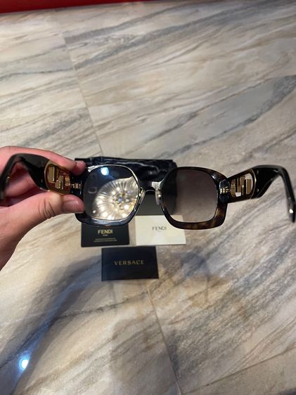 Versace x Fendi แว่นตา รูปที่ 5