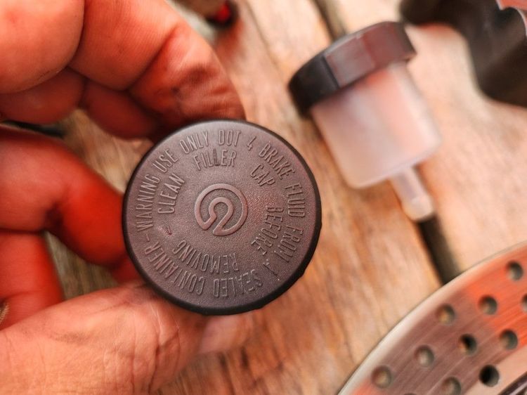 ชุดเบรค เบมโบ้ ใส่ forza gen 2  รูปที่ 6