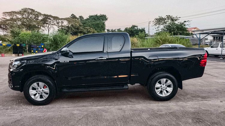 Toyota Hilux Revo 2019 2.4 J Plus Prerunner Pickup ดีเซล ไม่ติดแก๊ส เกียร์ธรรมดา ดำ รูปที่ 4