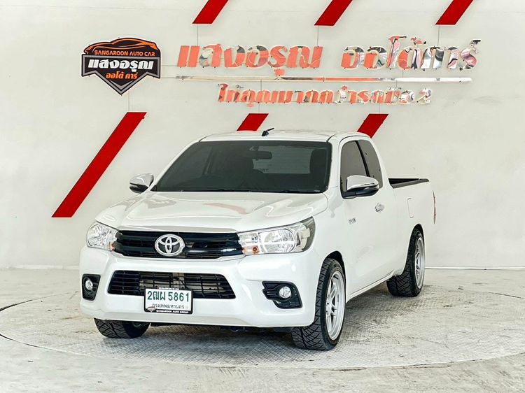 รถ Toyota Hilux Revo 2.4 J Plus สี ขาว