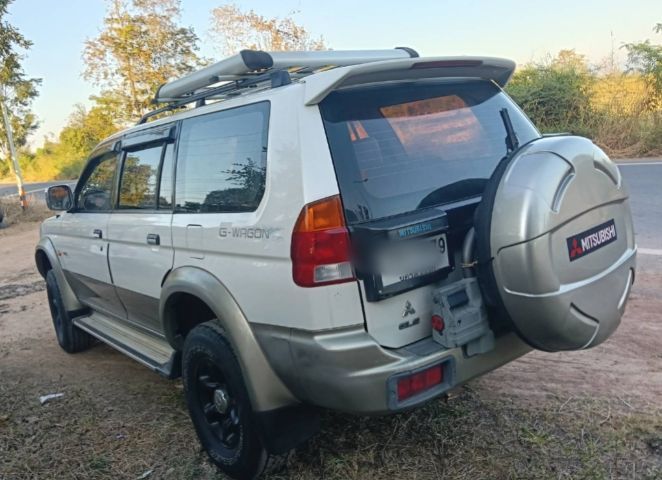Mitsubishi G-WAGON 2003 รุ่นย่อยอื่นๆ Utility-car ดีเซล ไม่ติดแก๊ส เกียร์อัตโนมัติ ขาว รูปที่ 4
