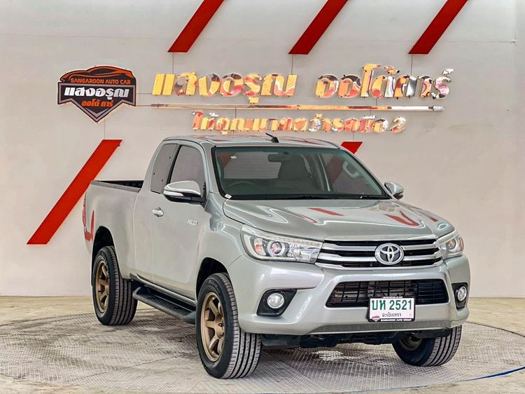 Toyota Hilux Revo 2017 2.4 Prerunner E Plus Pickup ดีเซล ไม่ติดแก๊ส เกียร์ธรรมดา บรอนซ์เงิน รูปที่ 3