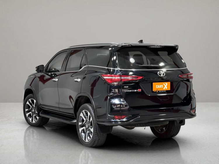 Toyota Fortuner 2021 2.8 LEGENDER 2WD AT Utility-car ดีเซล ไม่ติดแก๊ส เกียร์อัตโนมัติ ดำ รูปที่ 4
