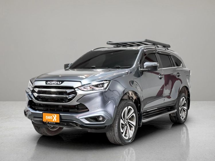 รถ Isuzu MU-X 3.0 Ultimate AT 4WD สี เทา