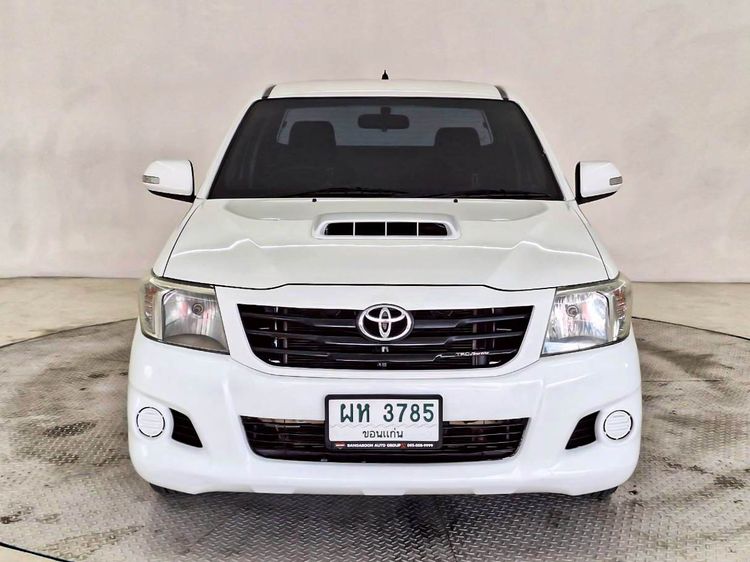 Toyota Hilux Vigo Champ 2013 Smart Cab 2.5 E TRD Sportivo Pickup ดีเซล ไม่ติดแก๊ส เกียร์ธรรมดา ขาว รูปที่ 2