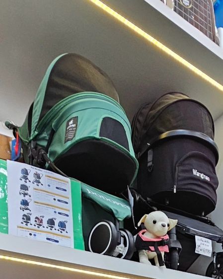  รถเข็นสัตว์เลี้ยง ถอดเป็นคาร์ซีทหิ้วได้ มีหลายขนาด หลายรุ่น หน้าร้าน ถ.เทพรักษ์ บางเขน (เพ็ทพริตตี้) รูปที่ 12
