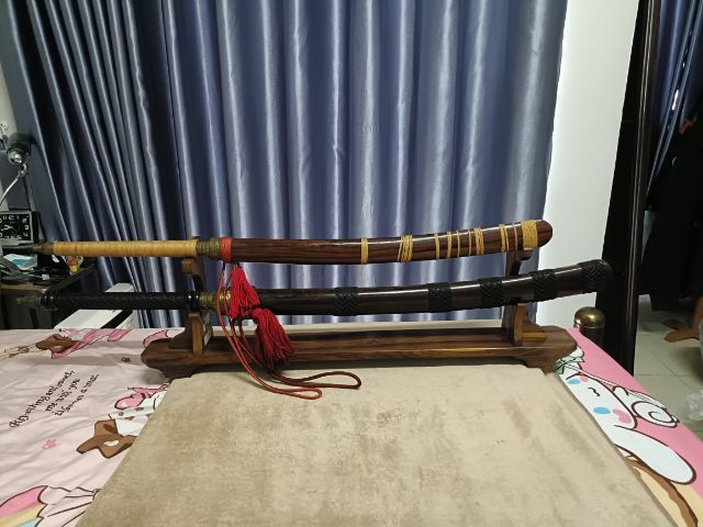 ดาบสะหรีกัญไชย ครูบาหน่อแก้วฟ้า