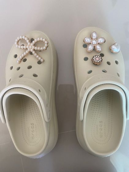 ตัวติดรองเท้า Crocs ของแท้ รูปที่ 2