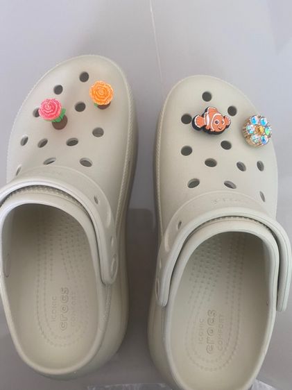 ตัวติดรองเท้า Crocs ของแท้ รูปที่ 9
